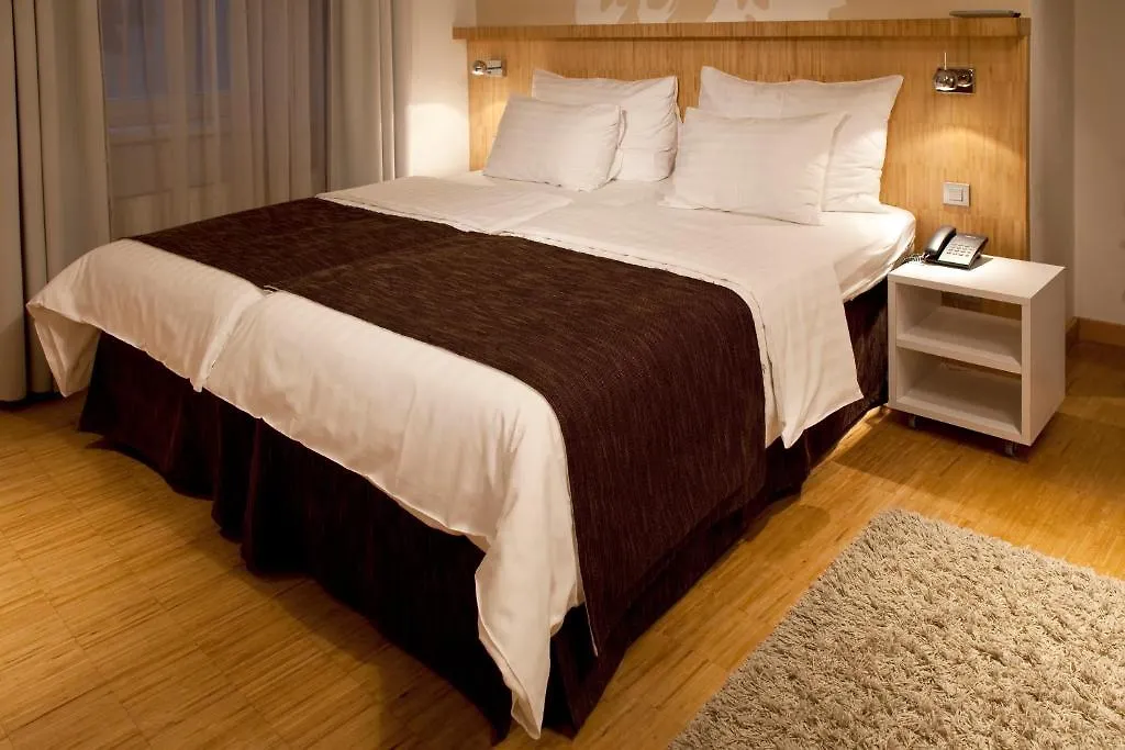Dahlia Inn Praga Hotel