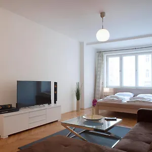 Dlouha - Old Town Apart-hotel