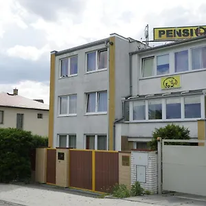 Gasthuis Fox, Praag